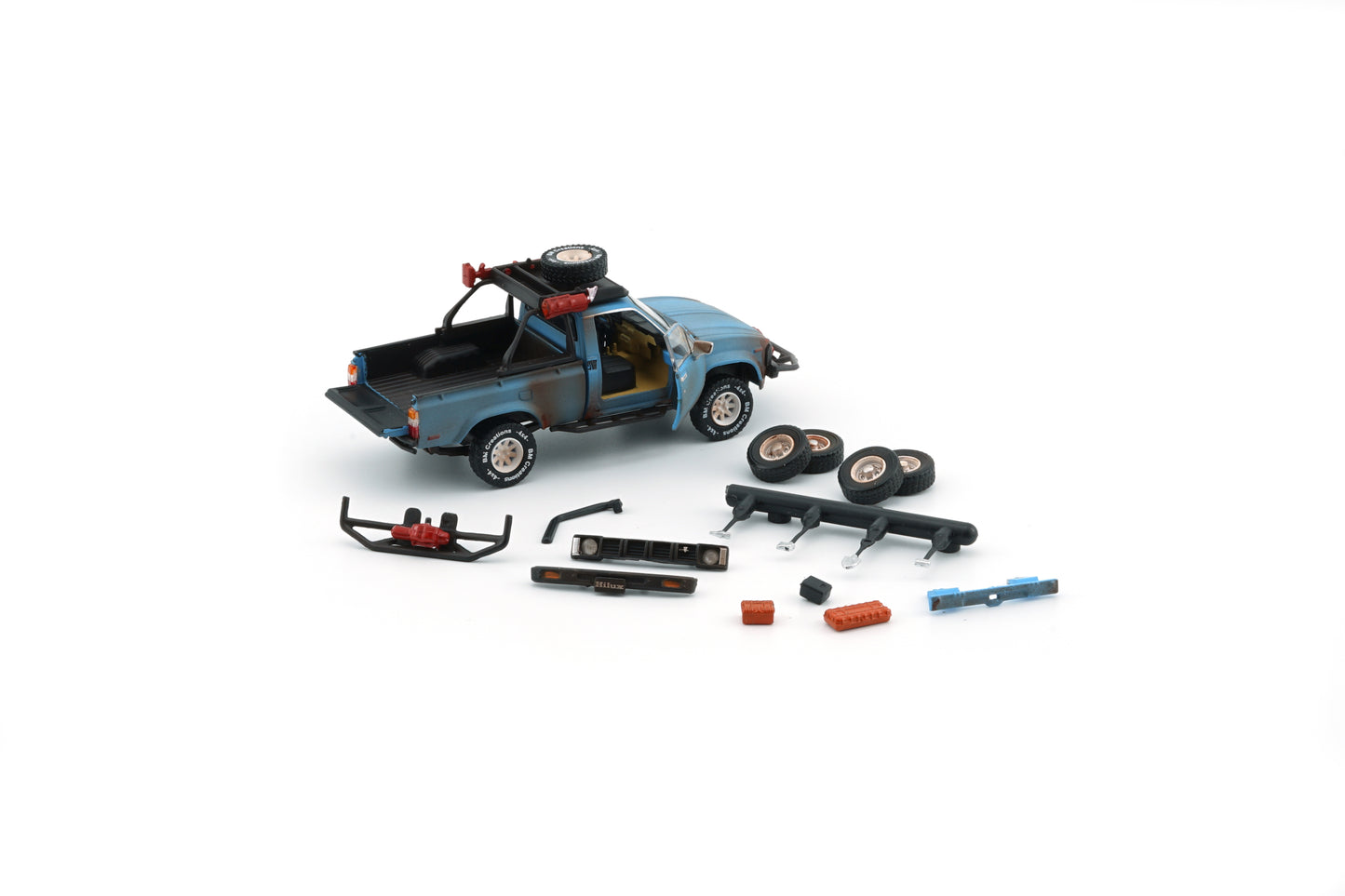 BM Creations 1/64 Toyota 1980 Hilux N60, N70 Matte Rusting Blue w/Accessories 64B0361