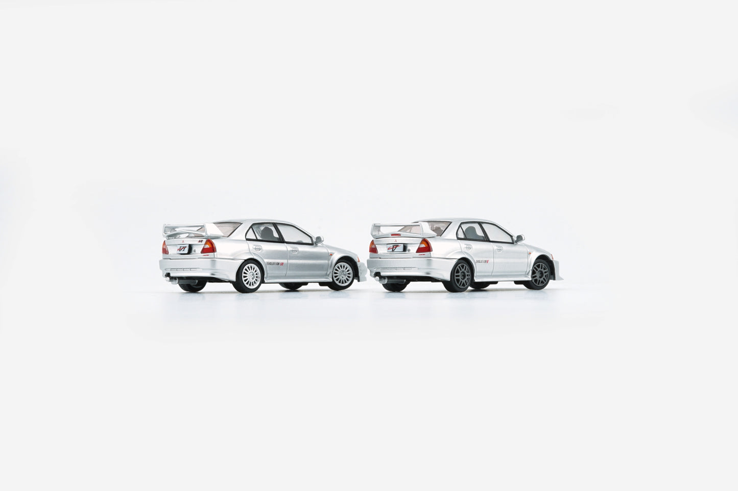 BM Creations 1/64 Mitsubishi Lancer EVO V / VI - SILVER(RHD) 64B0408