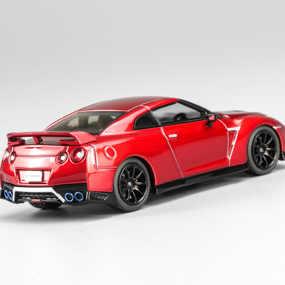 MOTORHELIX 1/64 Nissan GT‑R (R35) Customized Candy Red Hong Kong ToyCar Salon|VDX Exclusive M63519DZ-PT