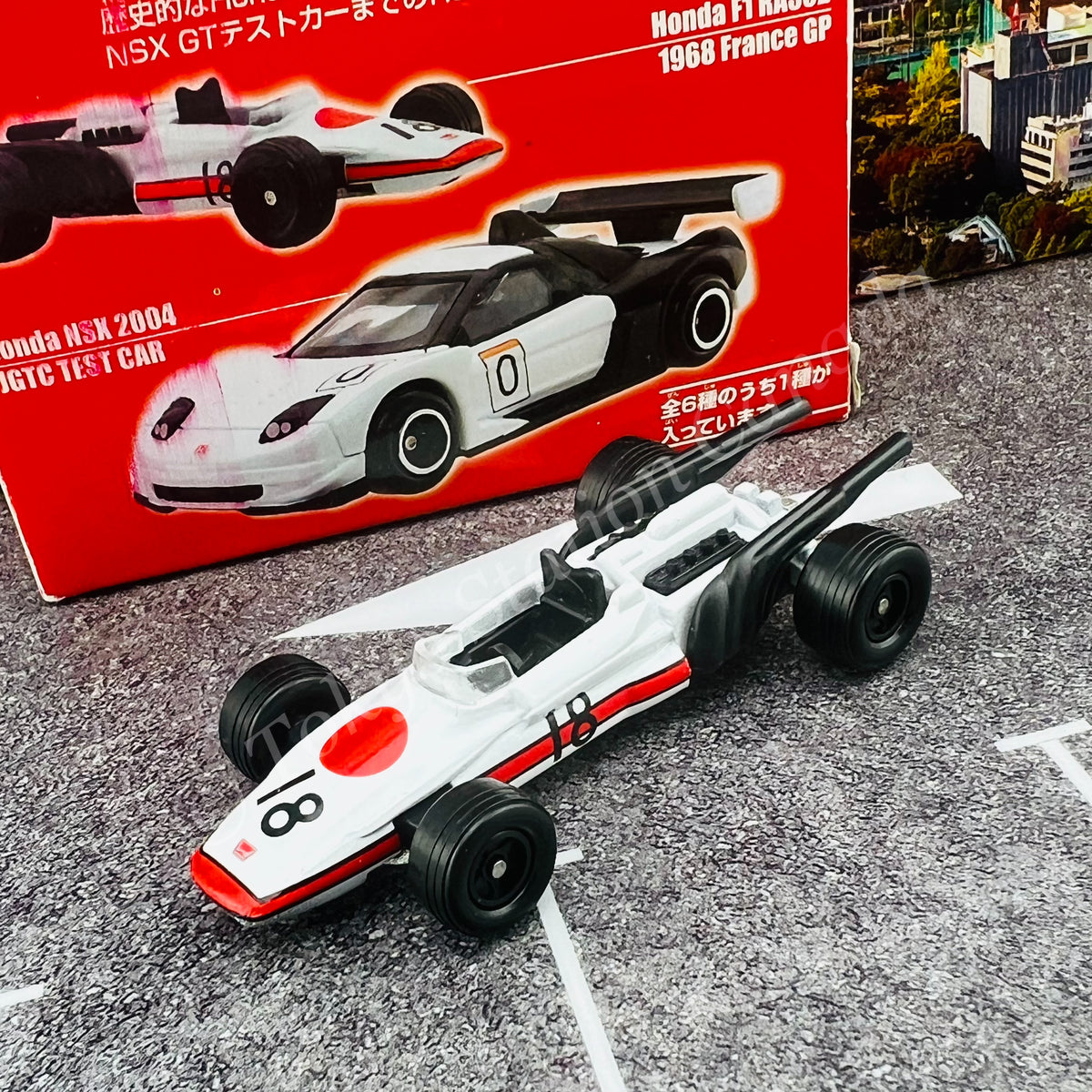 【未使用級】HONDA RA302 1968 FranceGP TOMICA Honda Racing Collection - Honda F1 RA302 1968 France