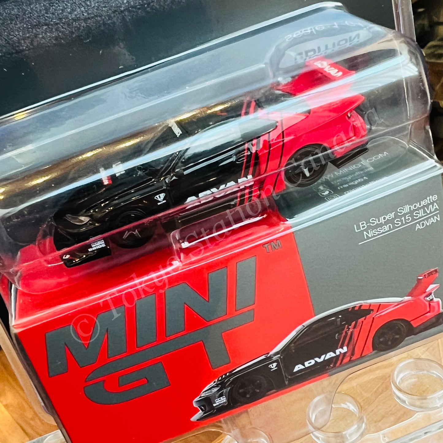 MINI GT 1/64 Nissan LB-Super Silhouette S15 SILVIA ADVAN RHD Blister Pack MGT00649-MJ