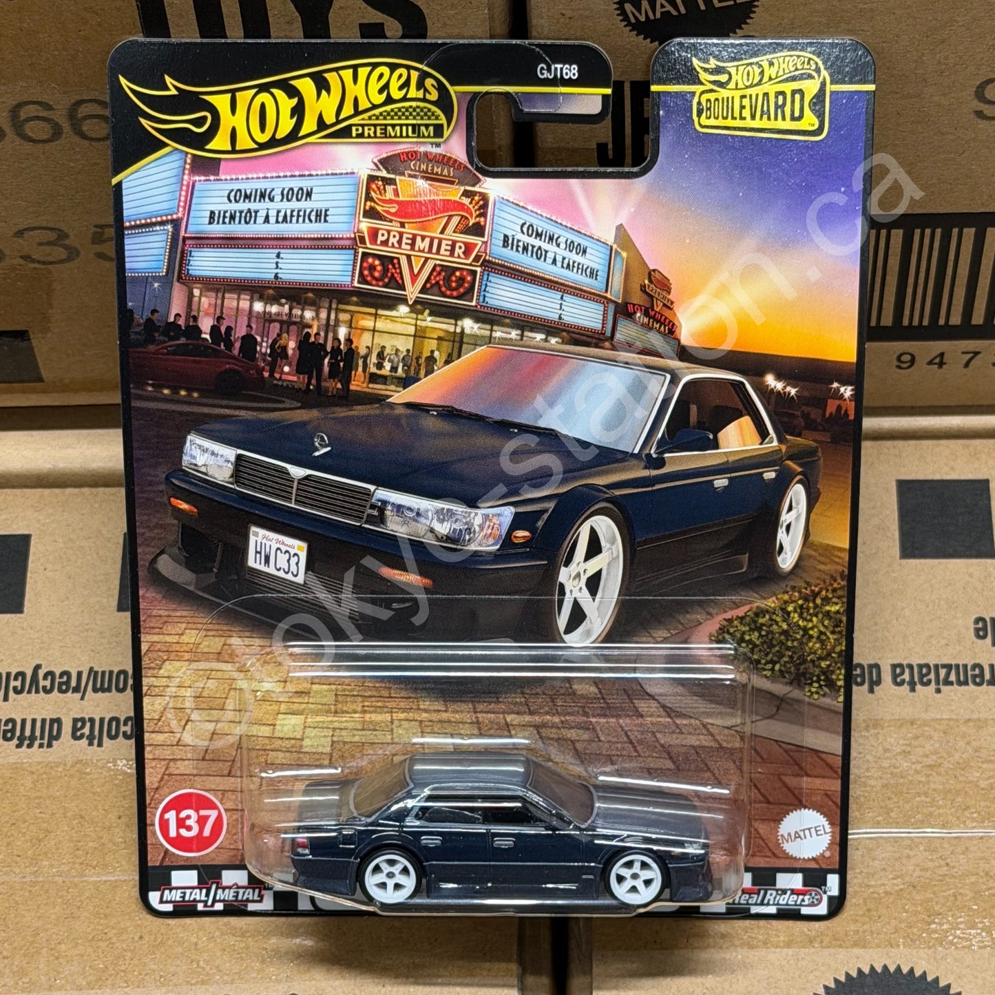 HOTWHEELS PREMIUM BOULEVARD NISSAN LAUREL C33 JBL10