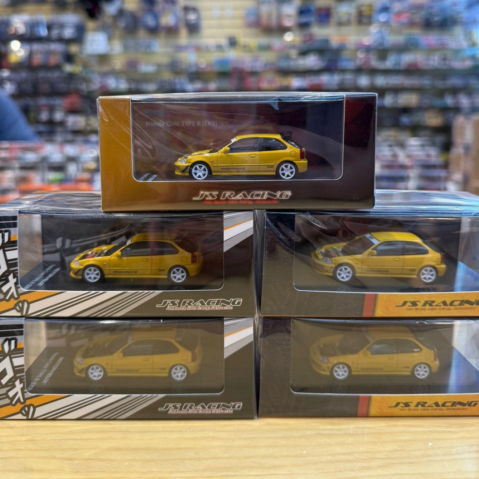 MOTORHELIX Honda Civic Type R (EK9) J'S Racing M65053 – Tokyo Station