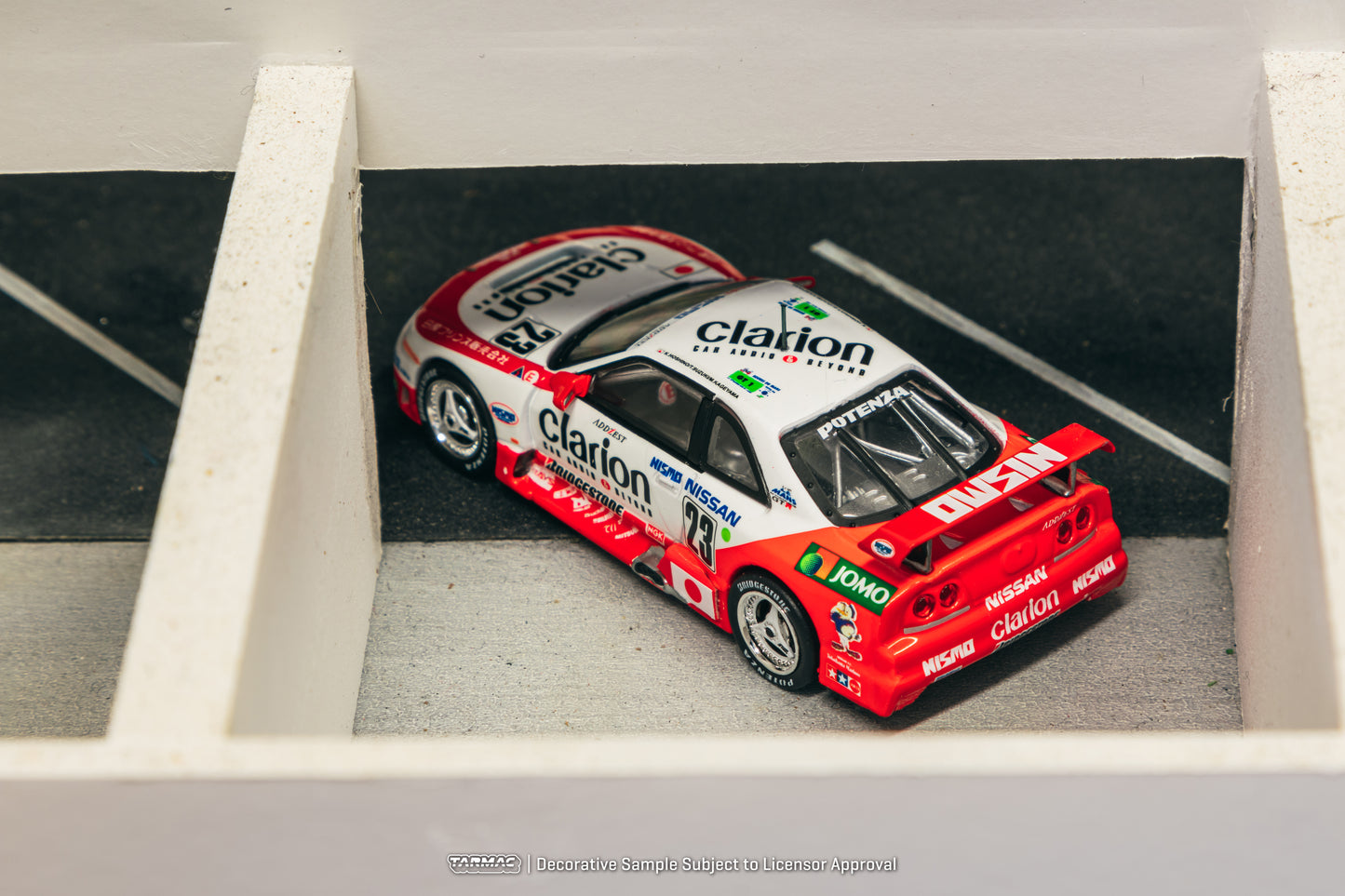 TARMAC WORKS HOBBY64 1/64 Nissan NISMO GT-R LM 24h of Le Mans 1995 Presentation K. Hoshino / T. Suzuki / M. Kageyama T64-067-95LM23