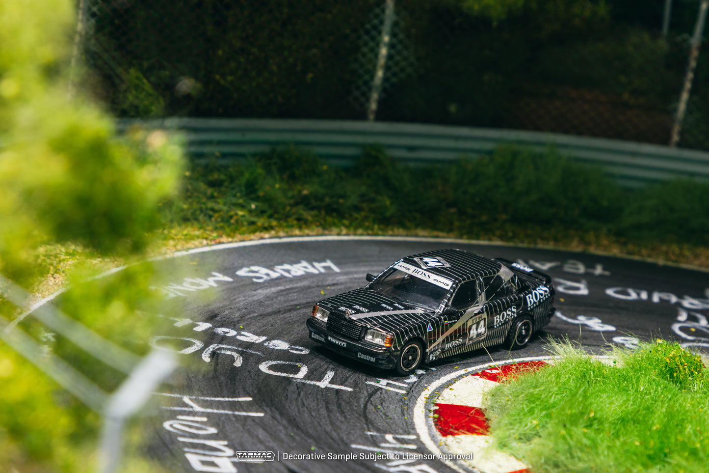 TARMAC WORKS GLOBAL64 1/64 Mercedes-Benz 190 E 2.3-16 DTM 1988 Johnny Cecotto T64G-047-88DTM44