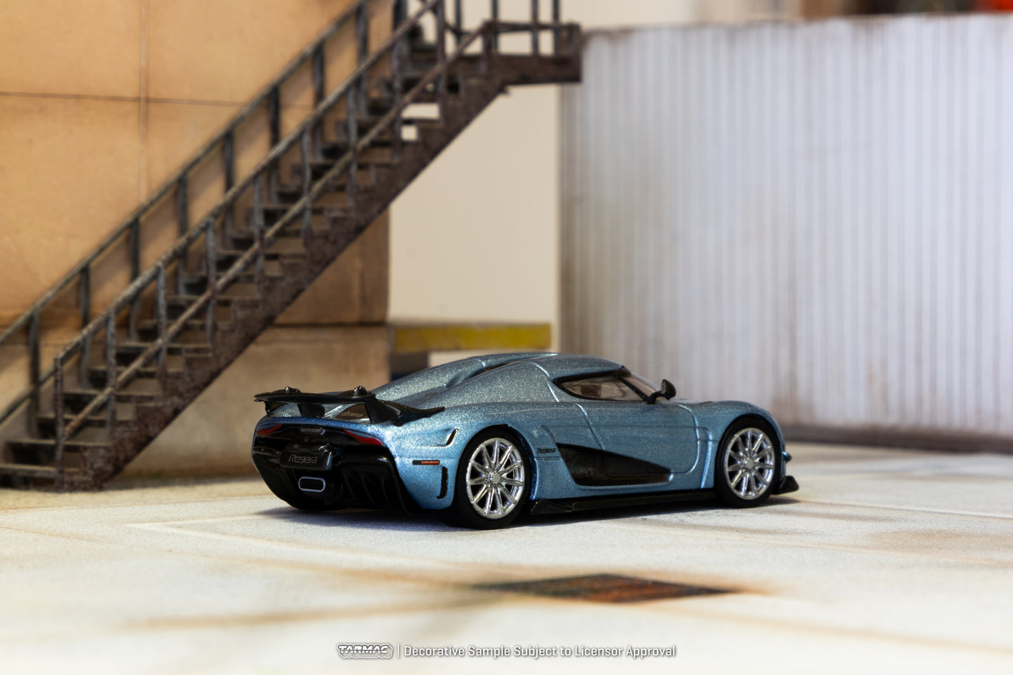 TARMAC WORKS GLOBAL64 1/64 Koenigsegg Regera Light Blue Metallic T64G-TL017-LB