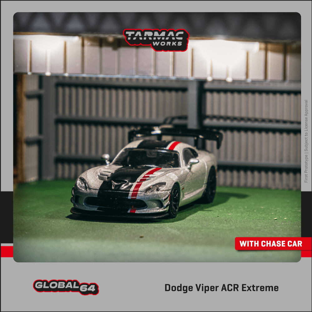 Tarmac Works GLOBAL64 1/64 Dodge Viper ACR Extreme Silver Metallic T64G-TL028-SL