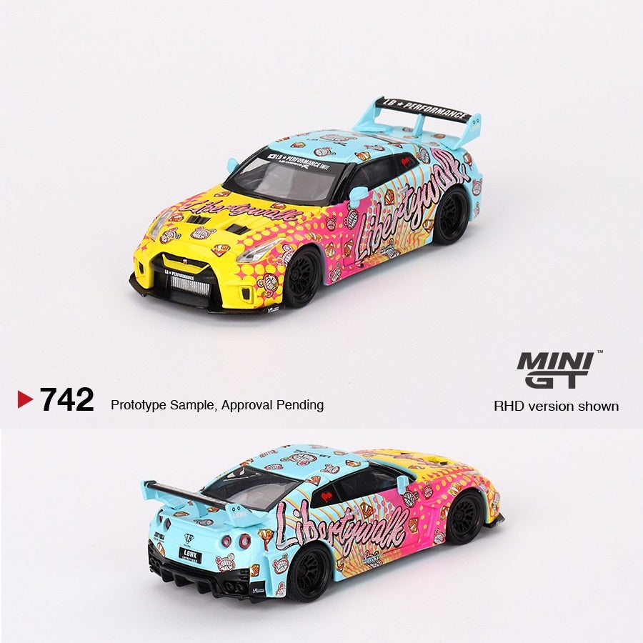 PREORDER MINI GT 1/64 LB-Silhouette WORKS GT NISSAN 35GT-RR Ver.1 LBWK KUMA  RHD MGT00742-R (Approx. Release Date : JULY 2024 subject to manufacturer's  