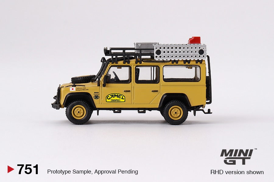 MINI GT 1/64 Land Rover Defender 110 1989 Camel Trophy Amazon Team Japan MGT00751-L