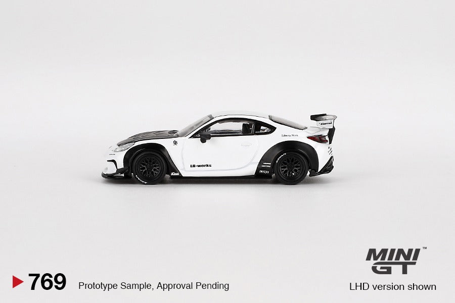 MINI GT 1/64 Toyota GR86 LB★Nation White MGT00769-L