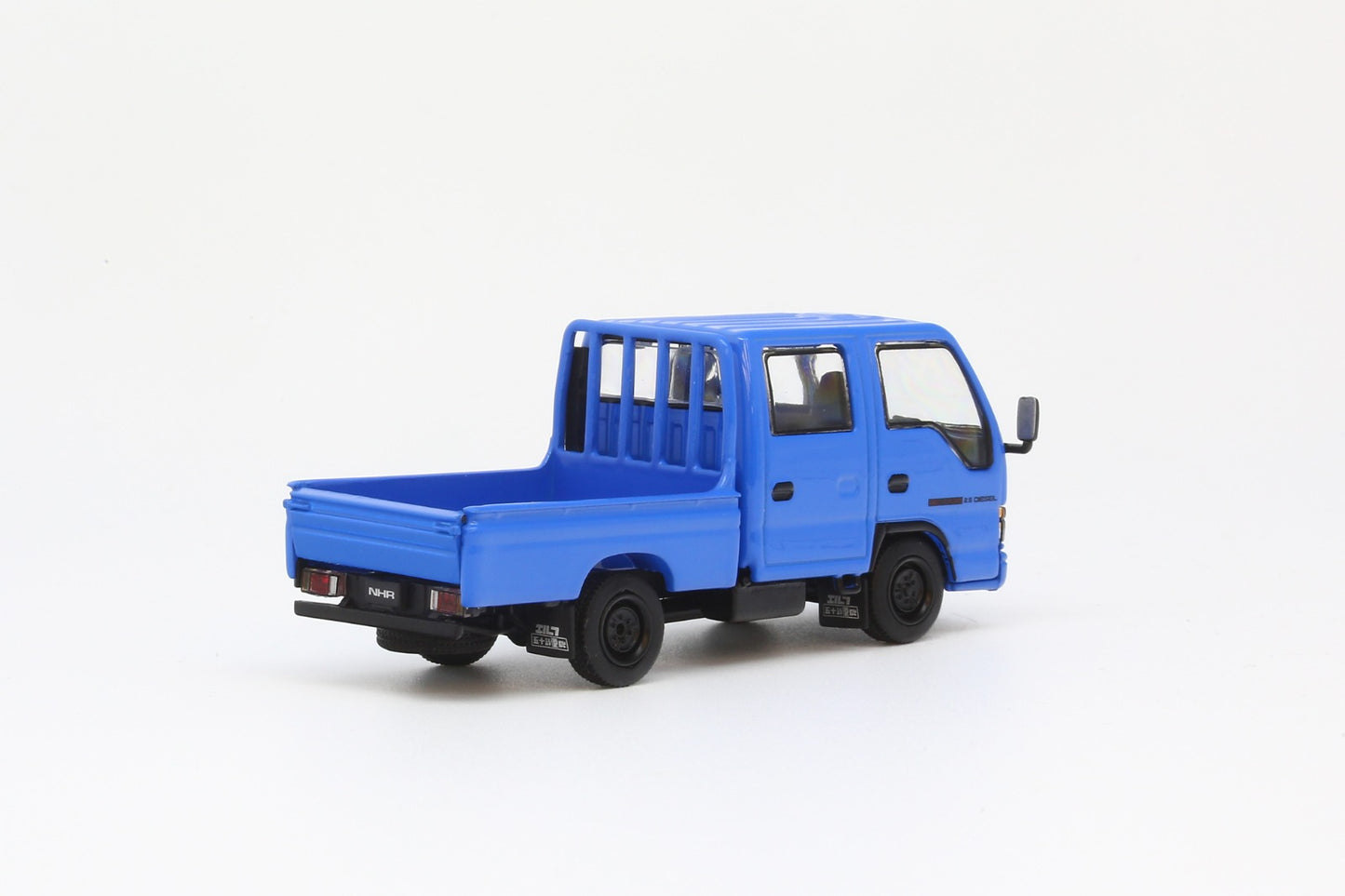 Model 1 1/64 Isuzu ELF NHR Custom Version Blue with Black Wheels LHD T66639