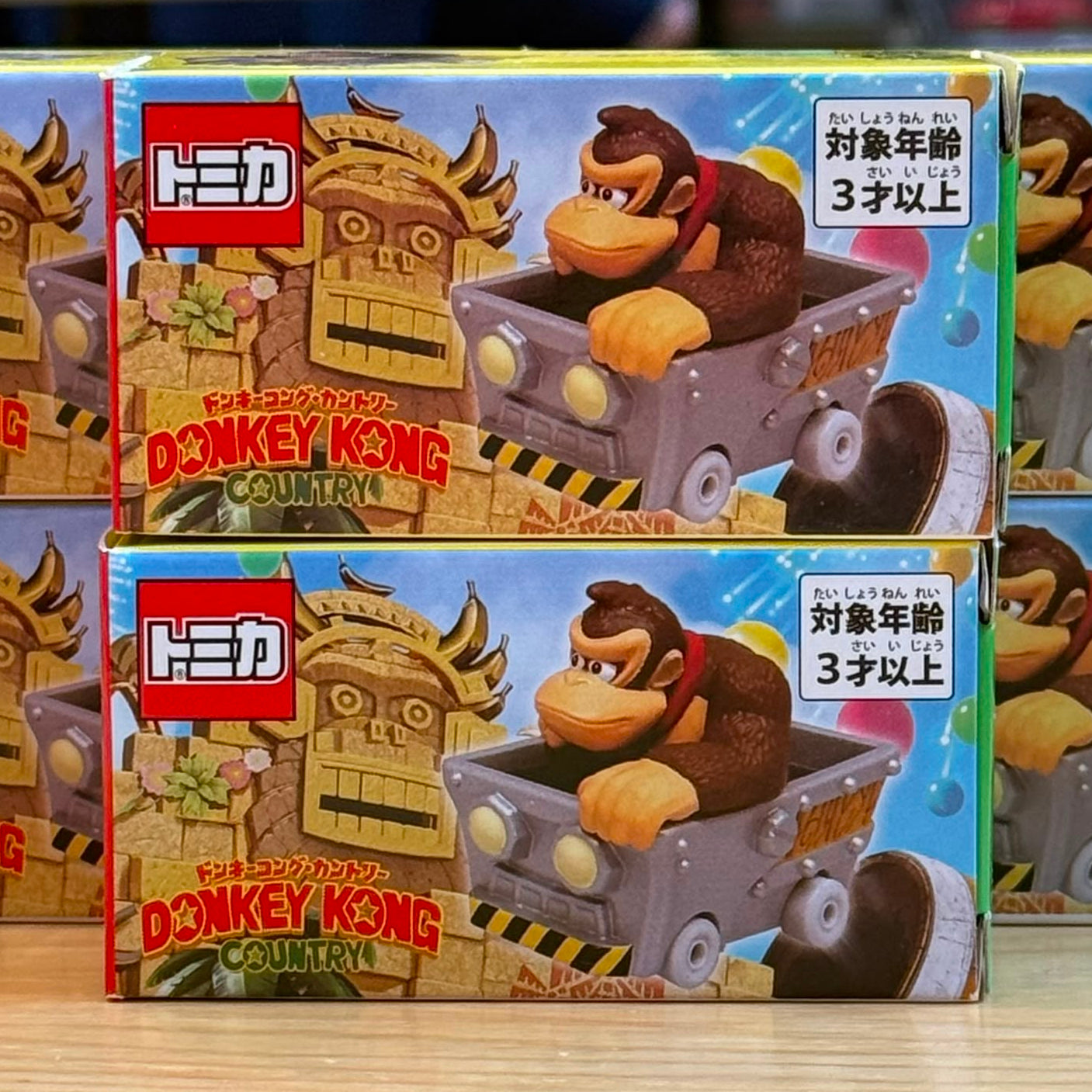 TAKARA TOMY USJ Donkey Kong TOMICA car Universal Studios Japan Exclusive donkey kong country 4904790625510