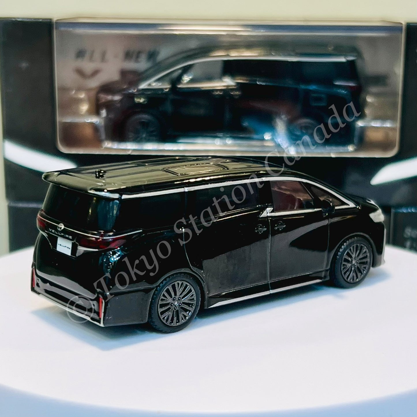 MODEL 1 1/64 Toyota Vellfire Black RHD C33605