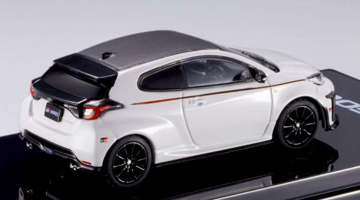 HOBBY JAPAN 1/64 Toyota GR YARIS RZ High Performance GR Parts Super White HJ642024GW