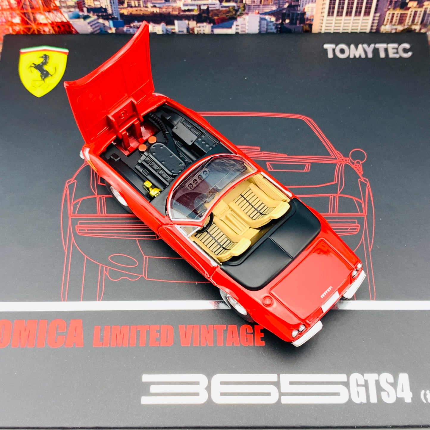 Tomytec Tomica Limited Vintage Neo 1/64 Ferrari 365 GTS4 (RED