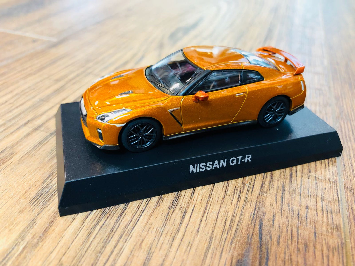 KYOSHO 1/64 NISSAN GT-R - Blaze Metallic