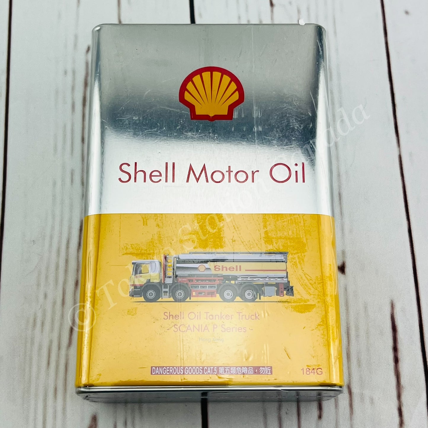 TINY 微影 Shell Oil Tanker Truck - SCANIA P Series with Metal Oil Can ATC65360