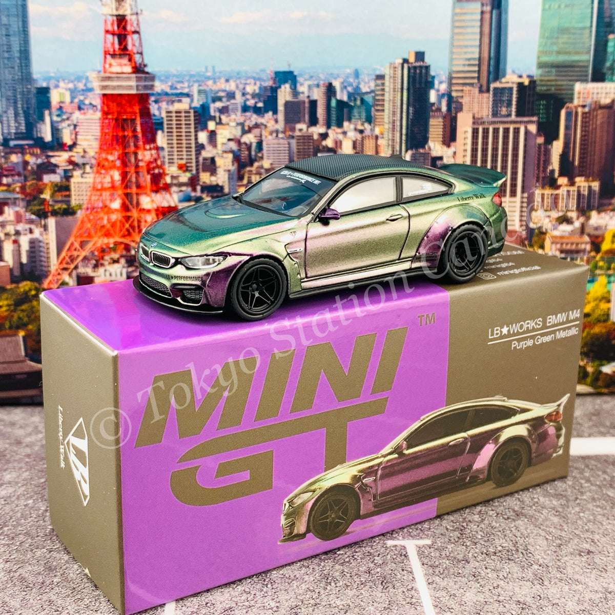 MINI GT 1/64 LB WORKS BMW M4 Purple Green Metallic LHD