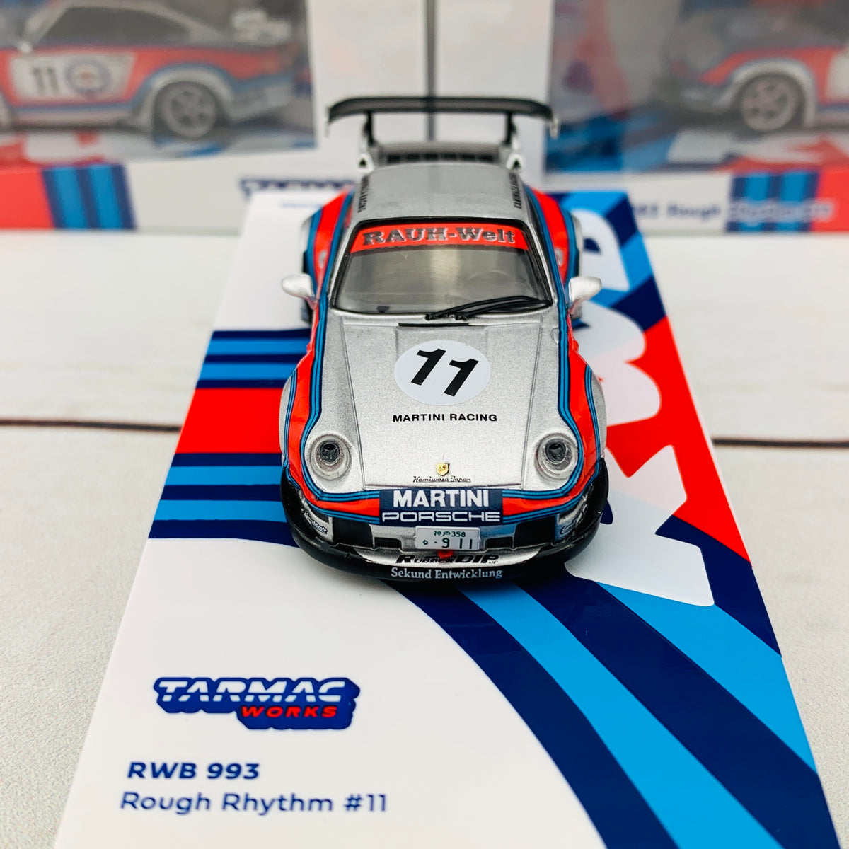 Little Egg RWB 993 Martini 世界限定449台　1/64 Little Egg RWB 993 Martini 世界限定449台 1/64 - メルカリ