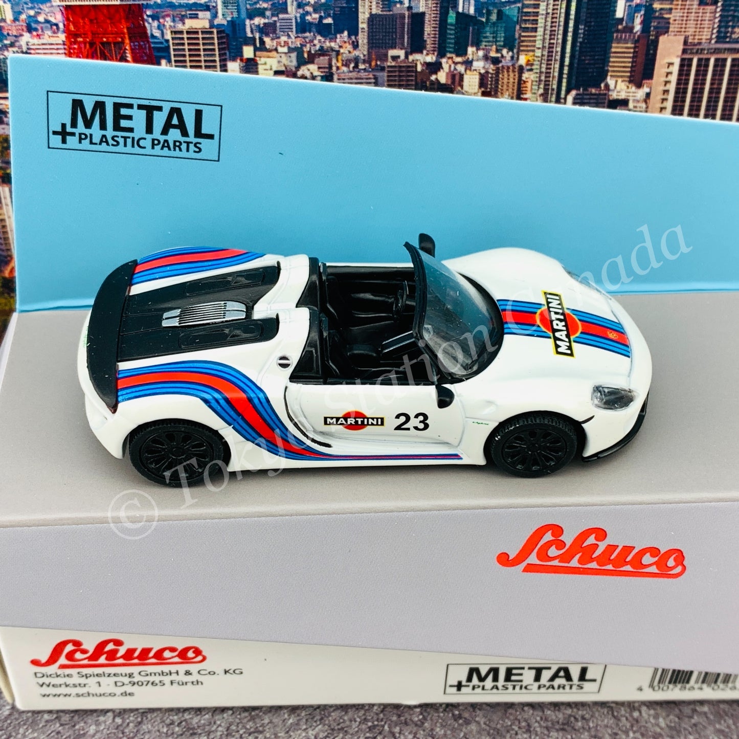 Schuco 1/64 Porsche 918 Spyder Martini White Hong Kong Limited Edition 452021100