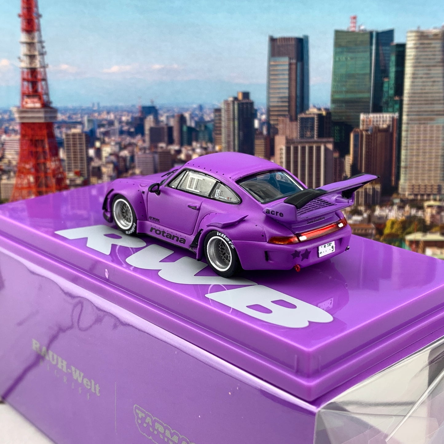 Tarmac Works 1/64 RWB 993 Rotana T64-017-RO