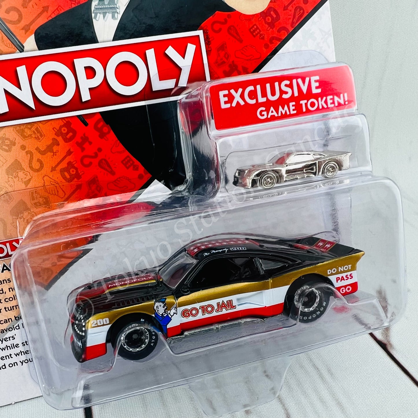 JOHNNY LIGHTNING 1/64 MONOPOLY 1975 Ford Mustang Cobra II Racer 849398055007