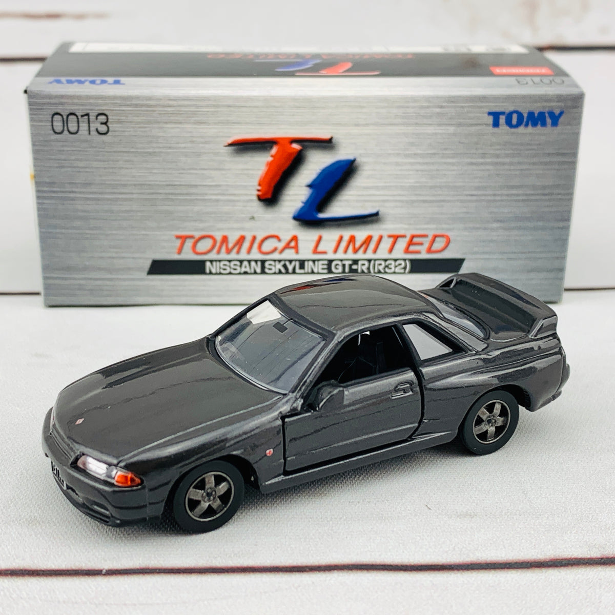 Tomica Limited 0013 Nissan Skyline GTR R32 **Limited Qty**