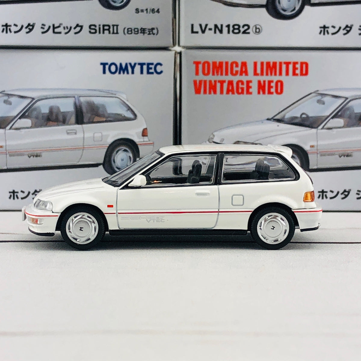 【新品】TOMICALIMITEDVINTAGENEO HondaシビックSiR TOMICA LIMITED VINTAGE NEO LV-N182b 1/64] HONDA CIVIC SiR II