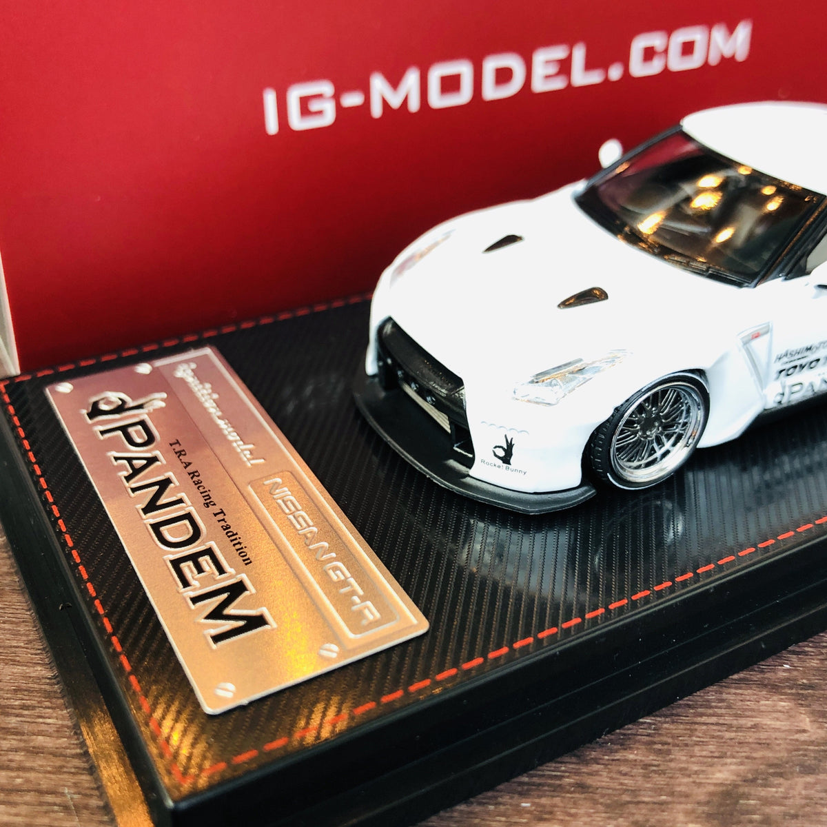 Ignition Model 1/64 Pandem R35 GTR White 1745