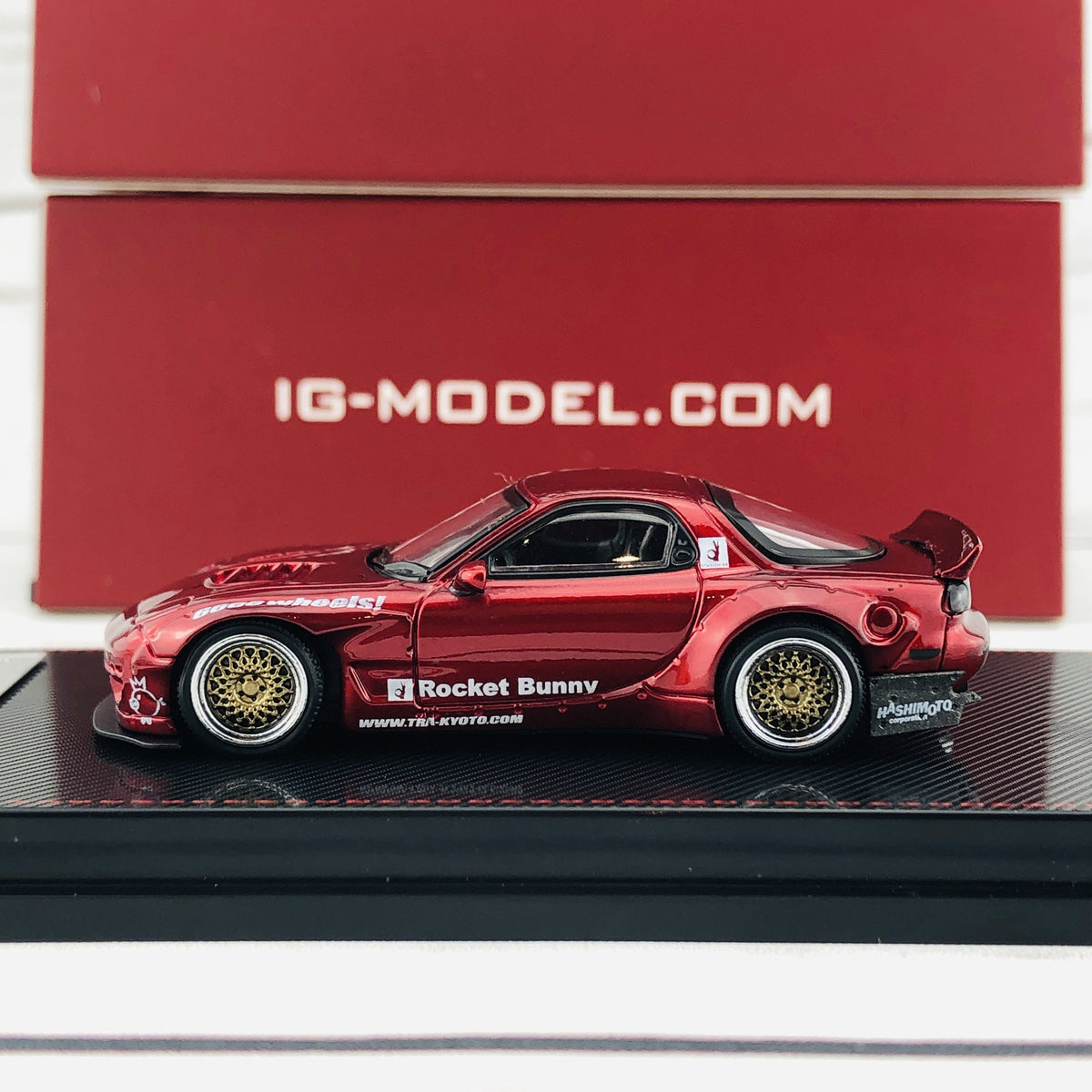 Ignition Model 1/64 Rocket Bunny RX7 (FD35) Red Metallic 1407