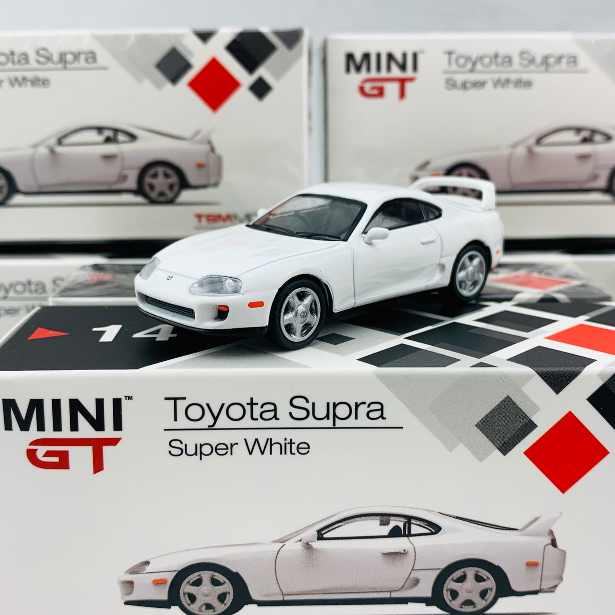 「Chase」1/64 MINI GT Toyota Supra (A80) CHASE ! Mini GT 1:64 Toyota Supra (A80) Top Secret GT-300