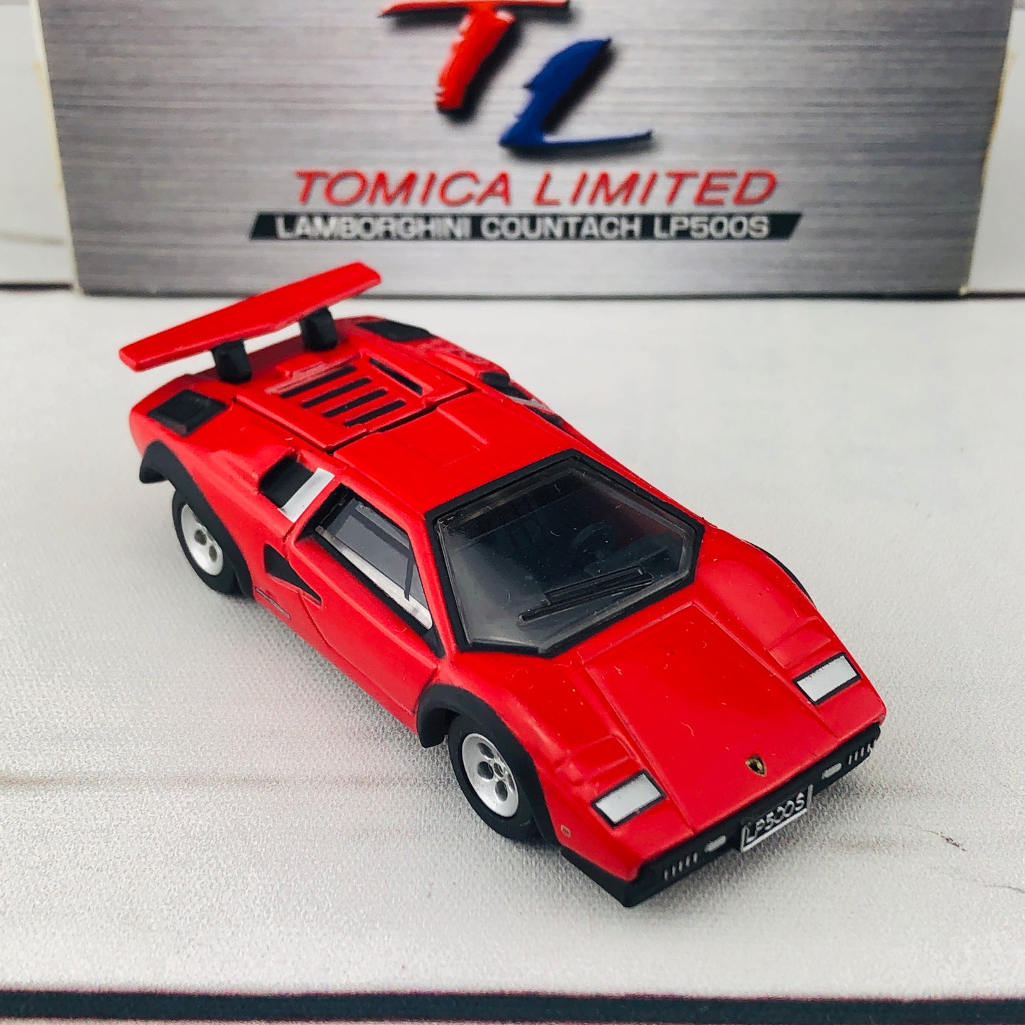 Tomica Limited 0031 Lamborghini Countach LP500S
