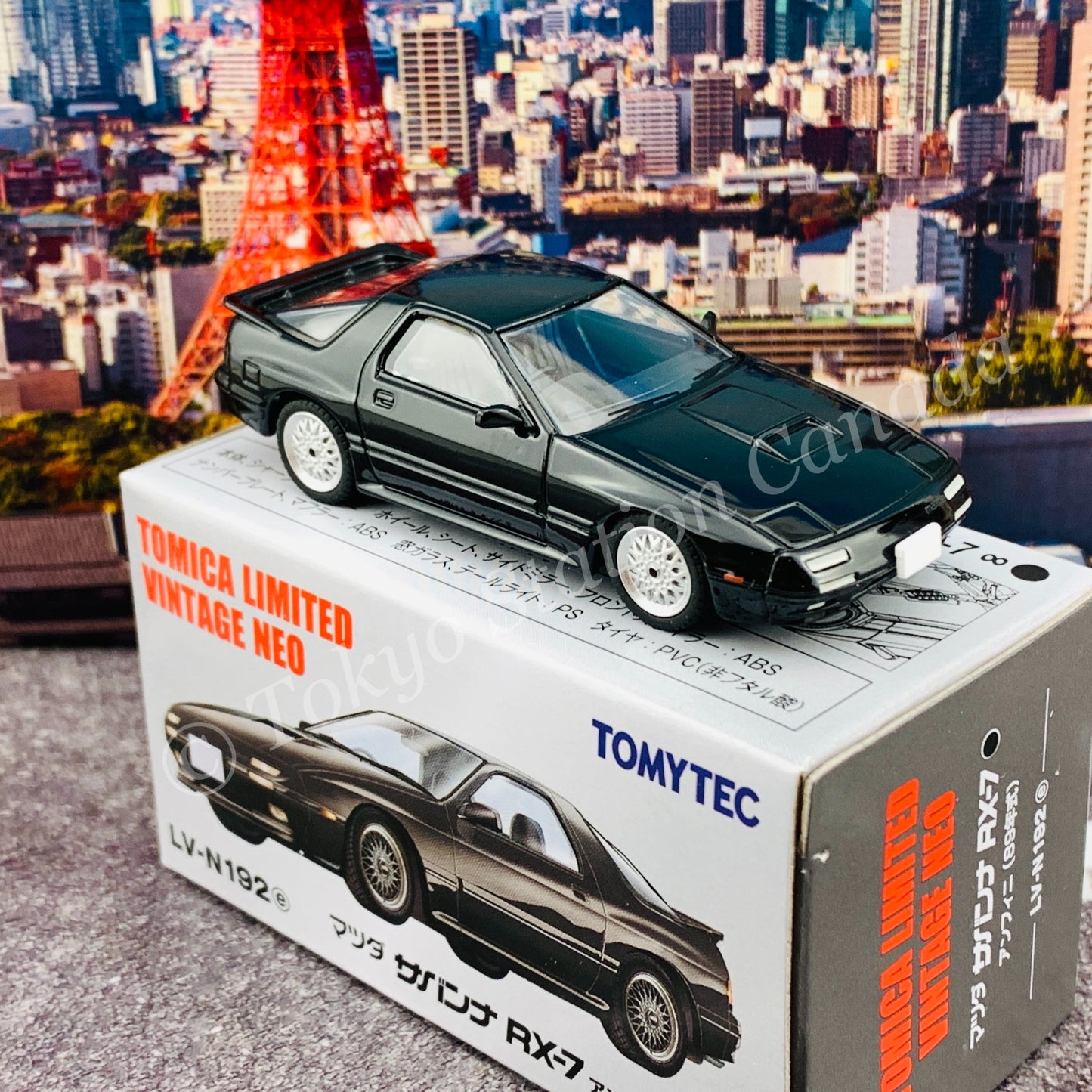Tomytec Tomica Limited Vintage Neo 1/64 Mazda Savannah RX-7 éfini (black) LV-N192e