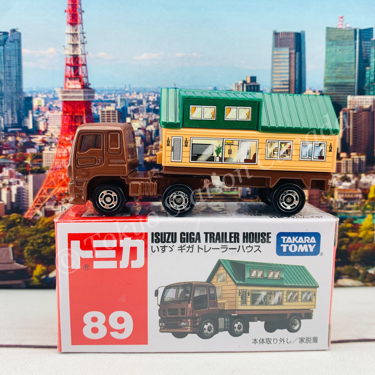 TOMICA 89 Isuzu Giga Trailer House 4904810102441 – Tokyo Station