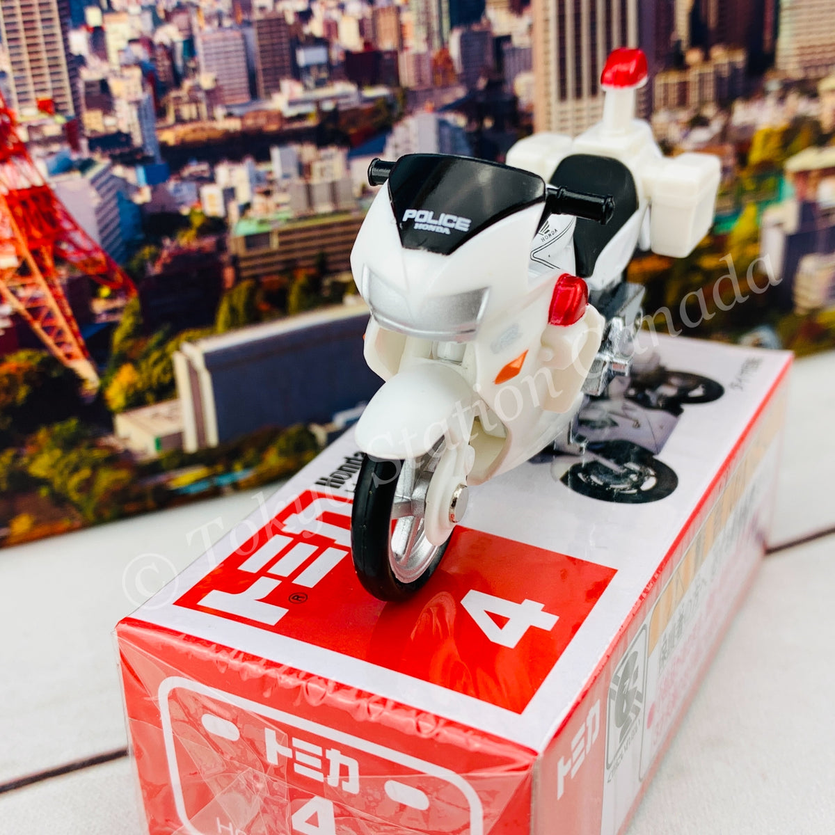 トミカ Honda VFR POLICE BIKE 1/32 Tomica No. 4 Honda VFR Police Bike トミカ - YouTube