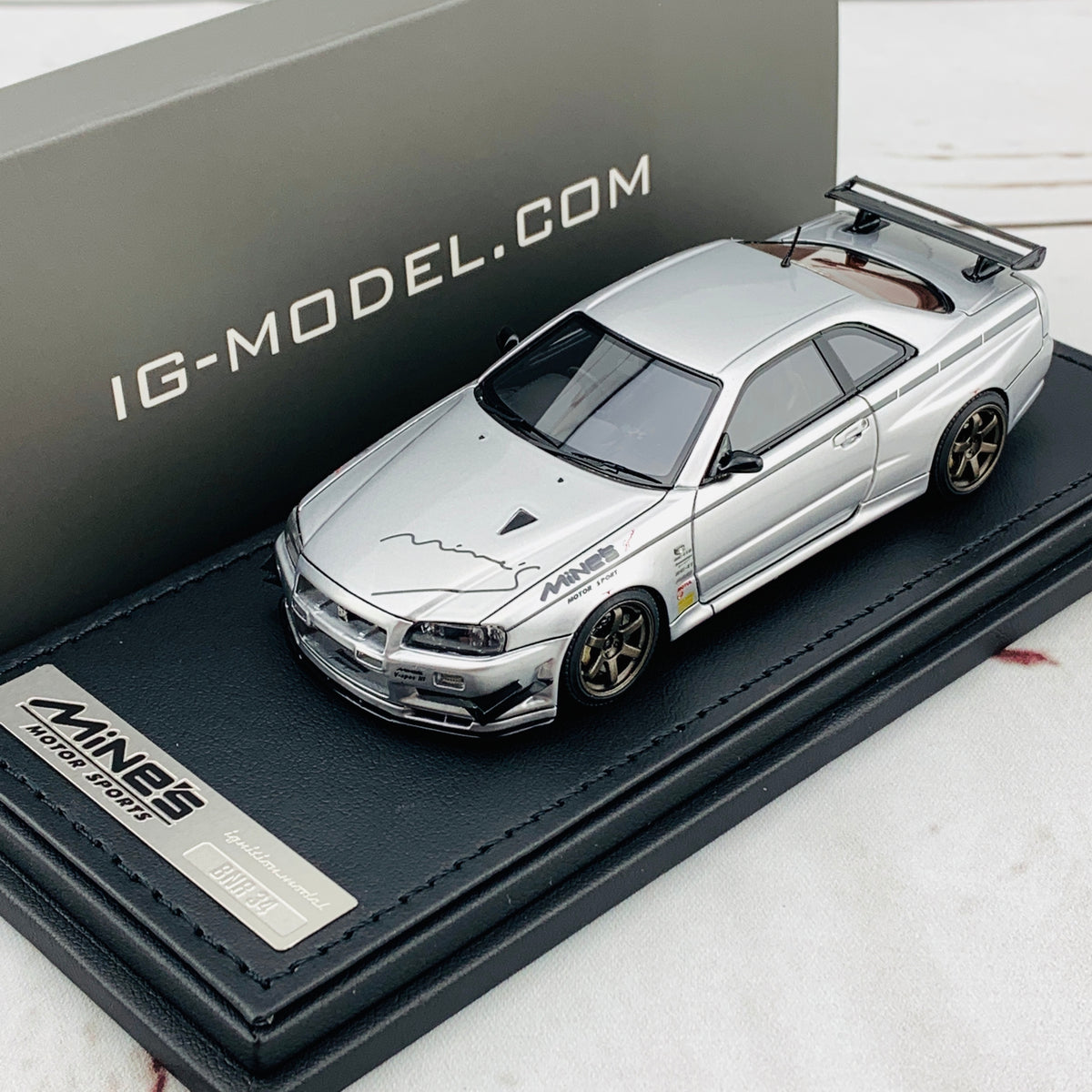 ignition model GTR シルバー 1/43 image_6df9c113-e437-4179-8ead-
