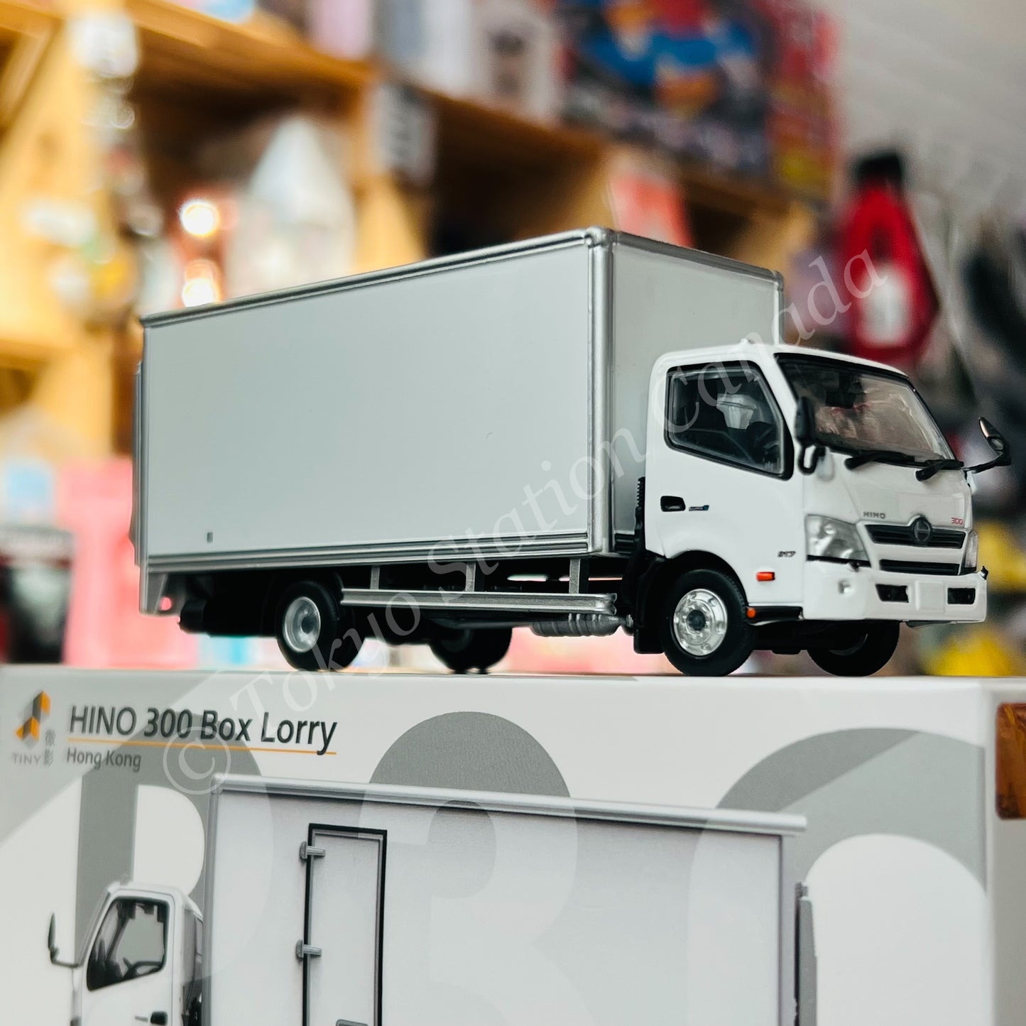 TINY 微影 1/76 P30 HINO 300 Box Lorry ATC65333