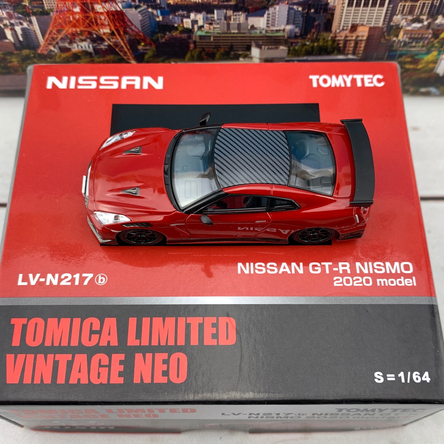 Tomytec Tomica Limited Vintage Neo 1/64 Nissan GTR NISMO 2020 Red LV-N217b