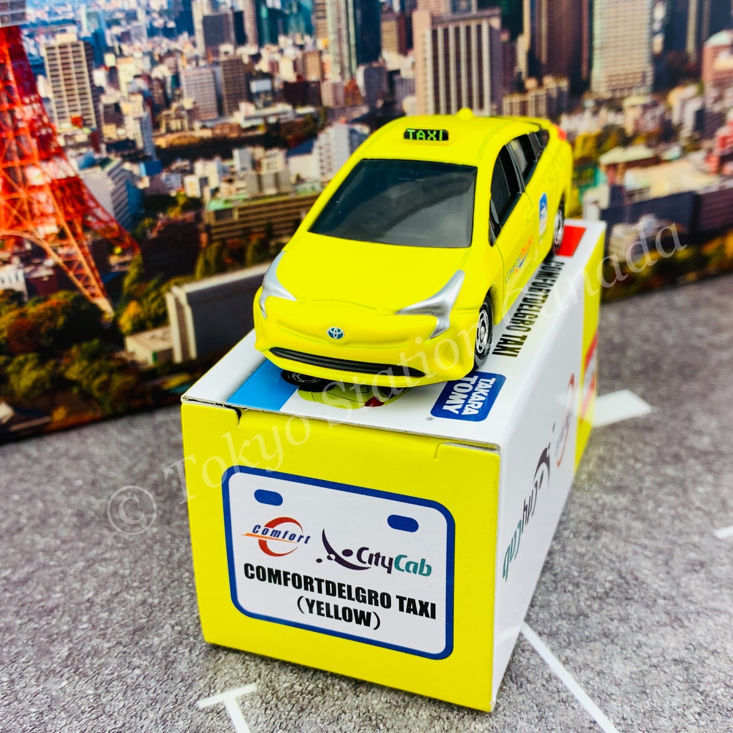 TOMICA Comfortdelgro Taxi (Yellow) Singapore Edition 4904810112884