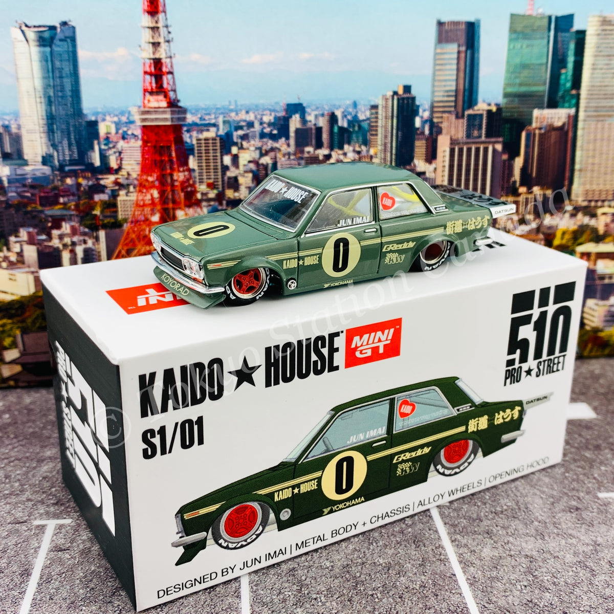 KaidoHouse x MiniGT 1/64 Datsun 510 Pro Street OG Green LHD