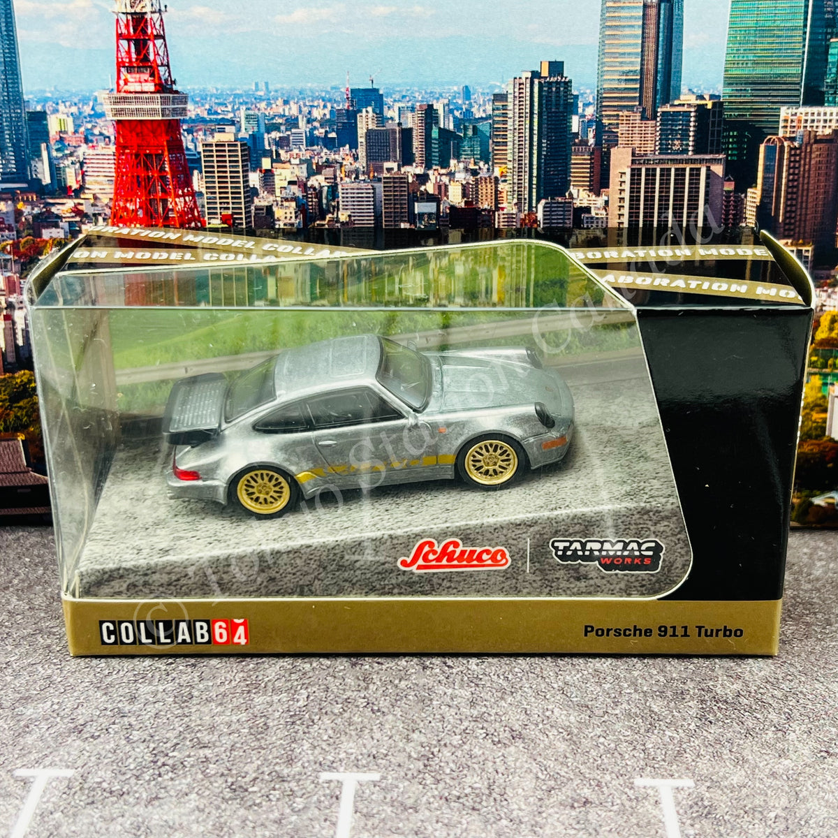 CHASE CAR TARMAC WORKS x Schuco 1/64 Porsche 911 (964) Turbo Black