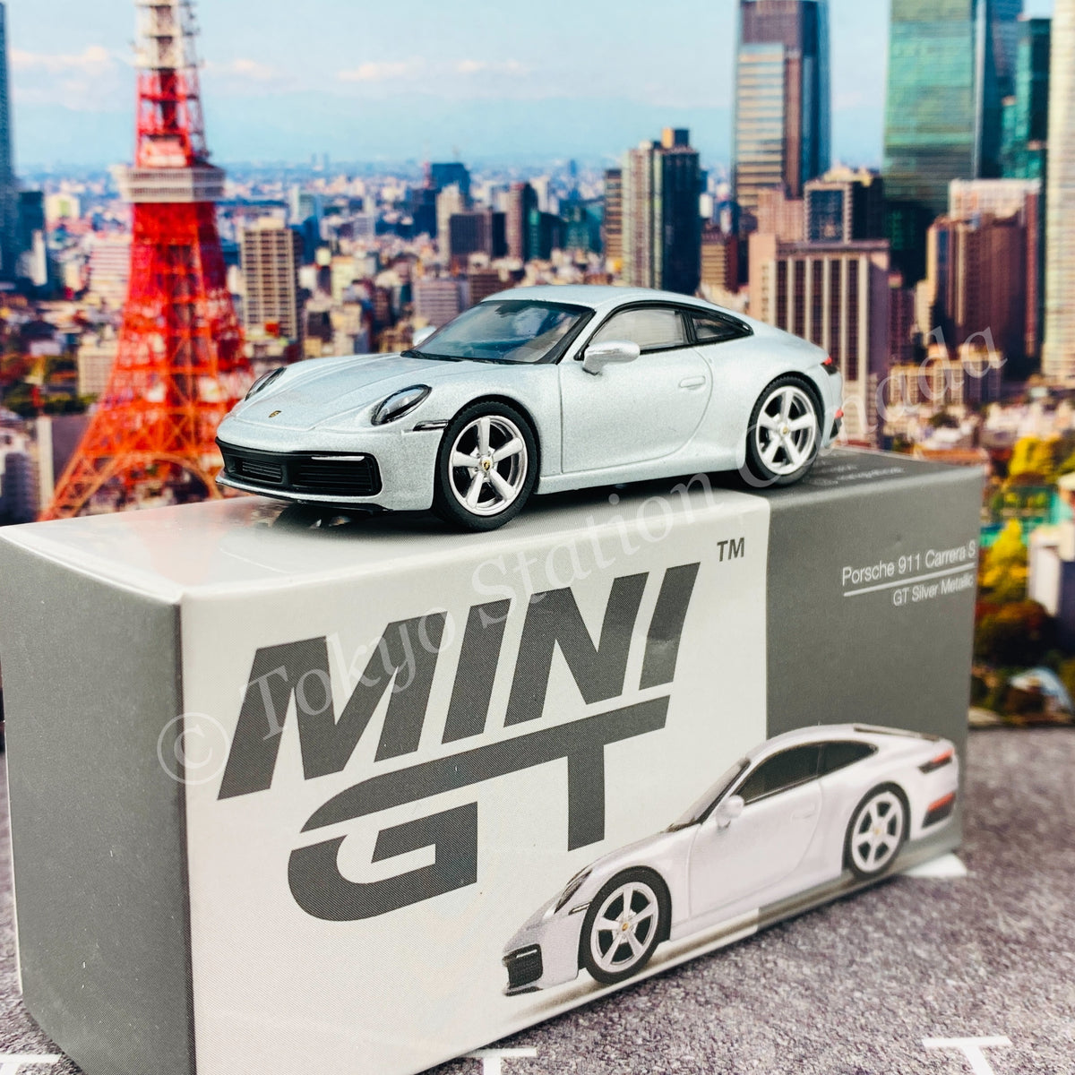 MINI GT 1/64 Porsche 911 (992) Carrera S GT Silver Metallic LHD