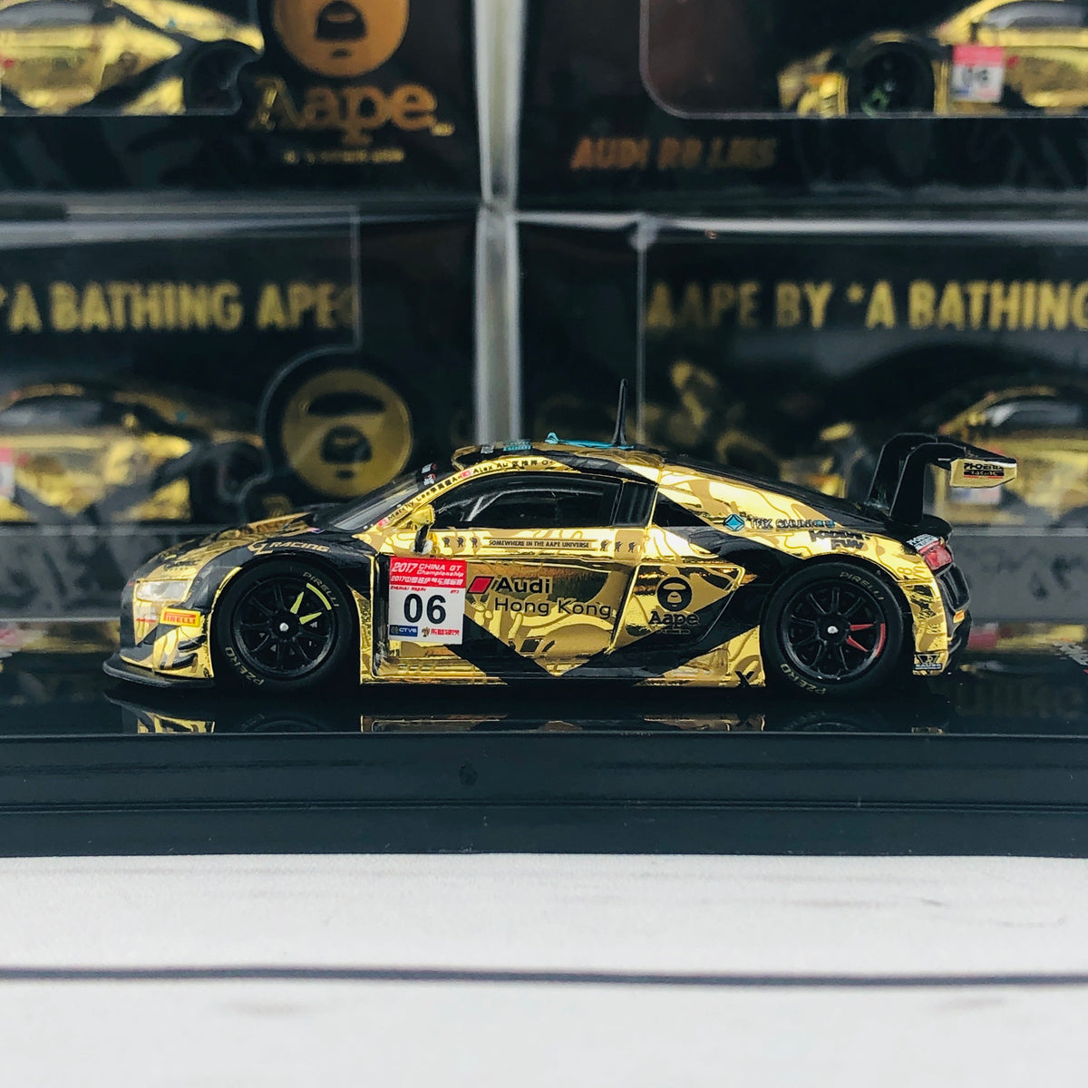 Tarmac Works 1/64 Audi R8 LMS China GT Championship 2017 AAPE / Tak Chun  Group - M. Lee / A Au T64-007-CGT17A