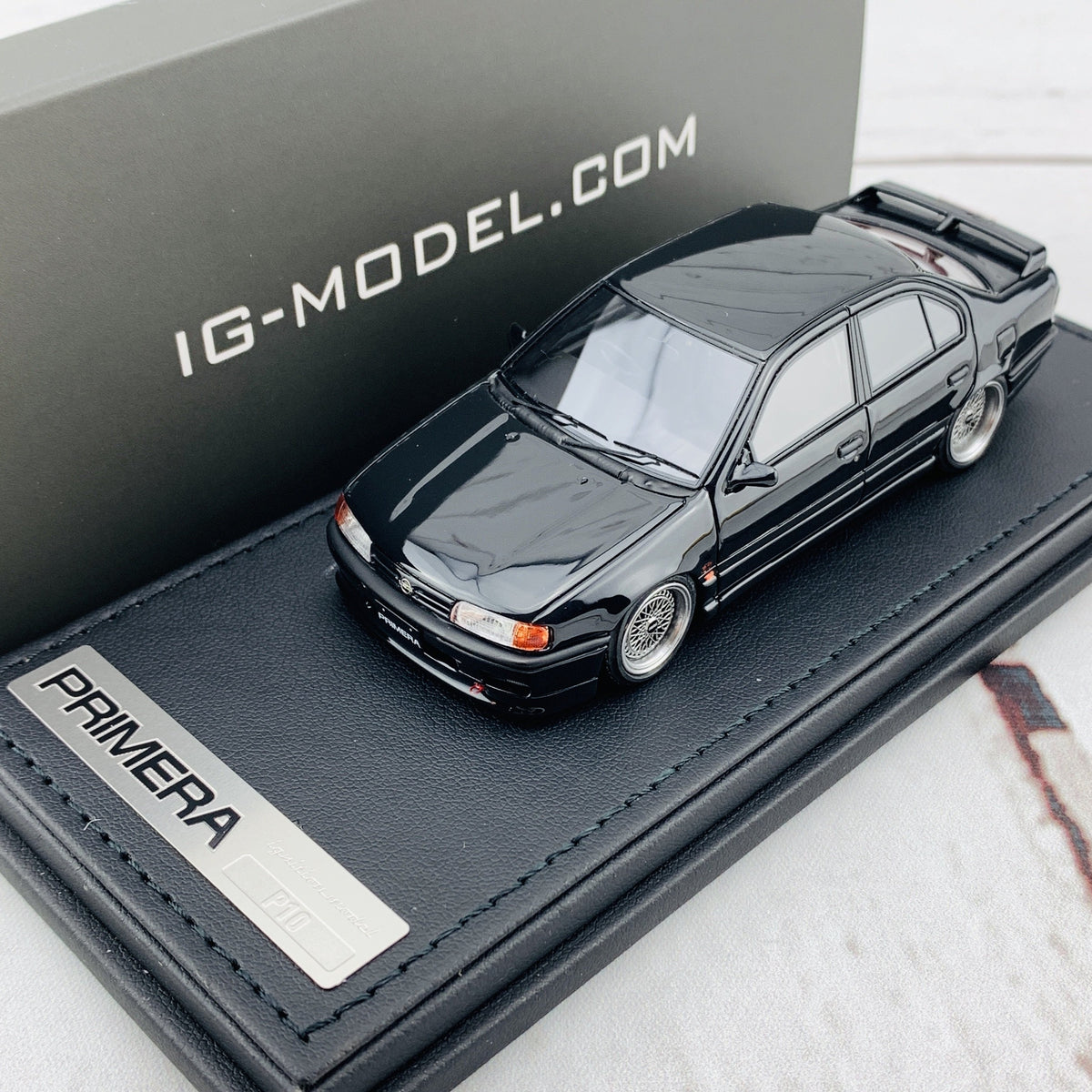 Ignition Model 1/43 Nissan Primera P10 2.0Te Black IG1851