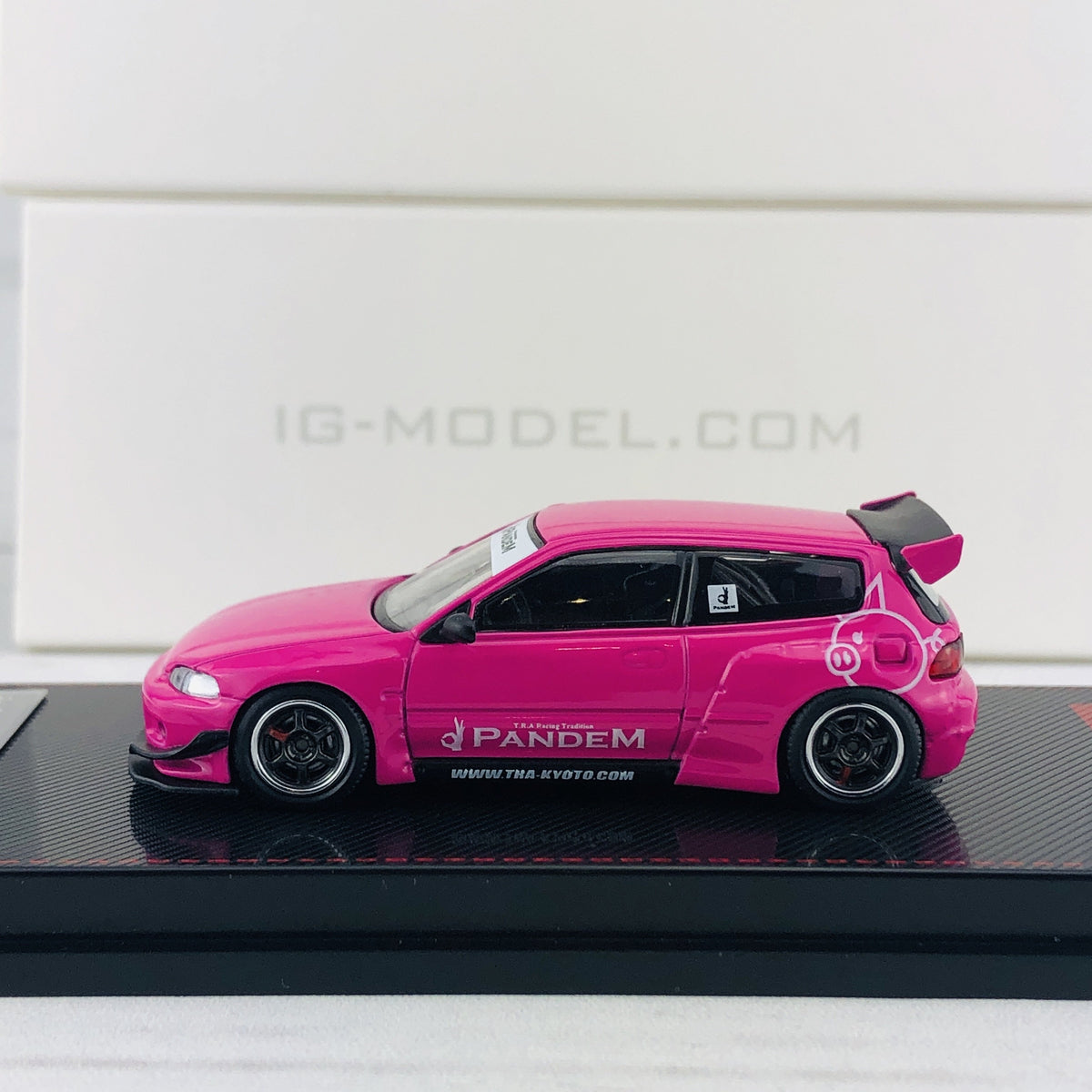 Ignition Model 1/64 Pandem Civic (EG6) Pink 1839 – Tokyo Station