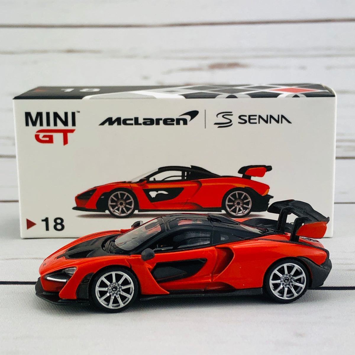 MINI GT McLaren Senna Mira Orange LHD MGT00018-L