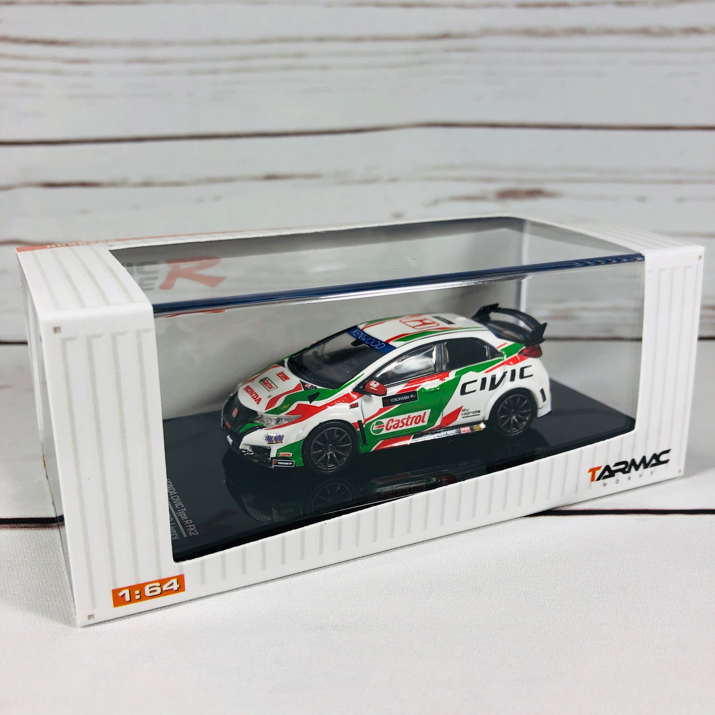 Tarmac Works 1/64 Honda Civic Type R FK2 Touring Car Livery