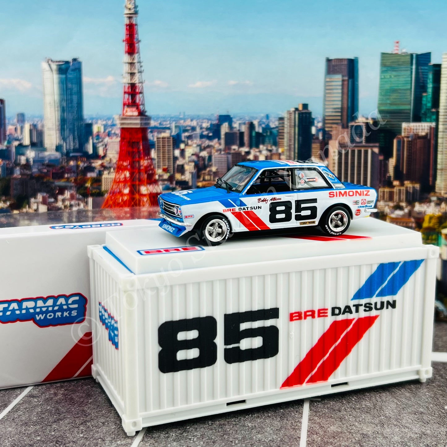 TARMAC WORKS HOBBY64 1/64 BRE Datsun 510 Trans-Am 2.5 Championship 1972 Bobby Allison with container T64-052-BRE85