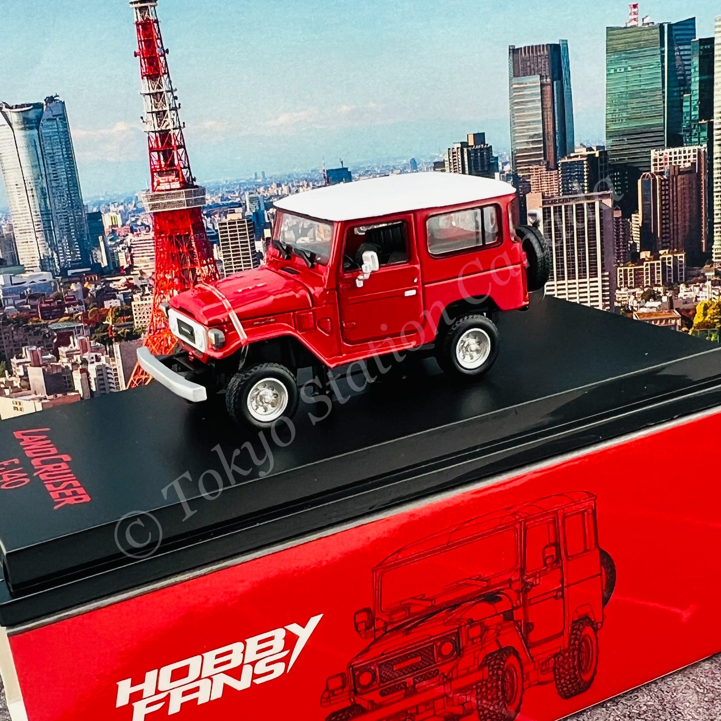 HOBBY FANS 1/64 Toyota Land Cruiser FJ40 Red / White HF64-FJ40-02RDWH