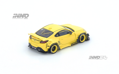 INNO64 1/64 TOYOTA GR86 "PANDEM" Yellow IN64-GR86P-YELLOW